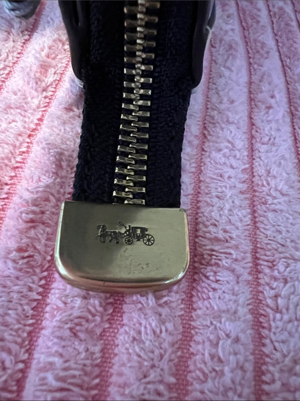 Coach Dreamer Clutch - Picture 5 of 16